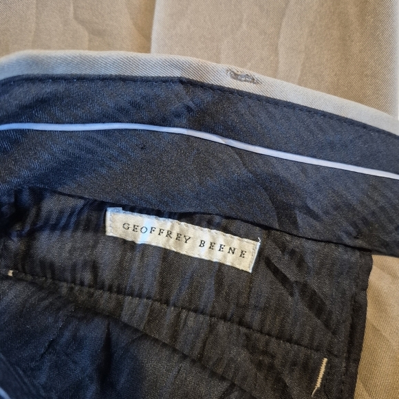 Geoffrey Beene men's size 38 x 32 Banker's Collection Tan pants, New - Picture 3 of 9